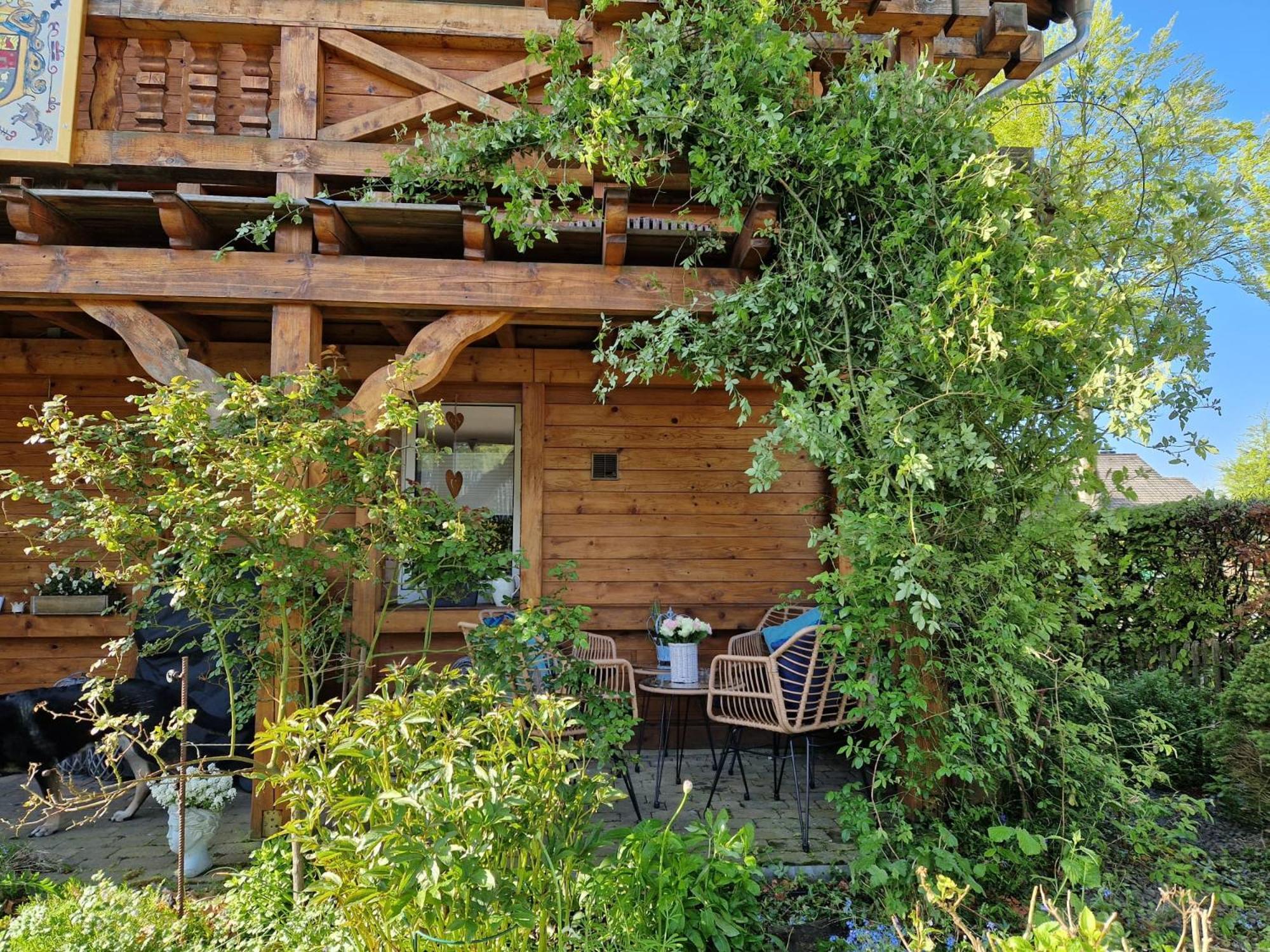 Ferienhaus Eifelgluehen มอนเชา ภายนอก รูปภาพ